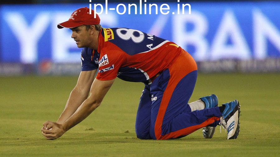 Delhi Daredevils v Sunrisers Hyderabad